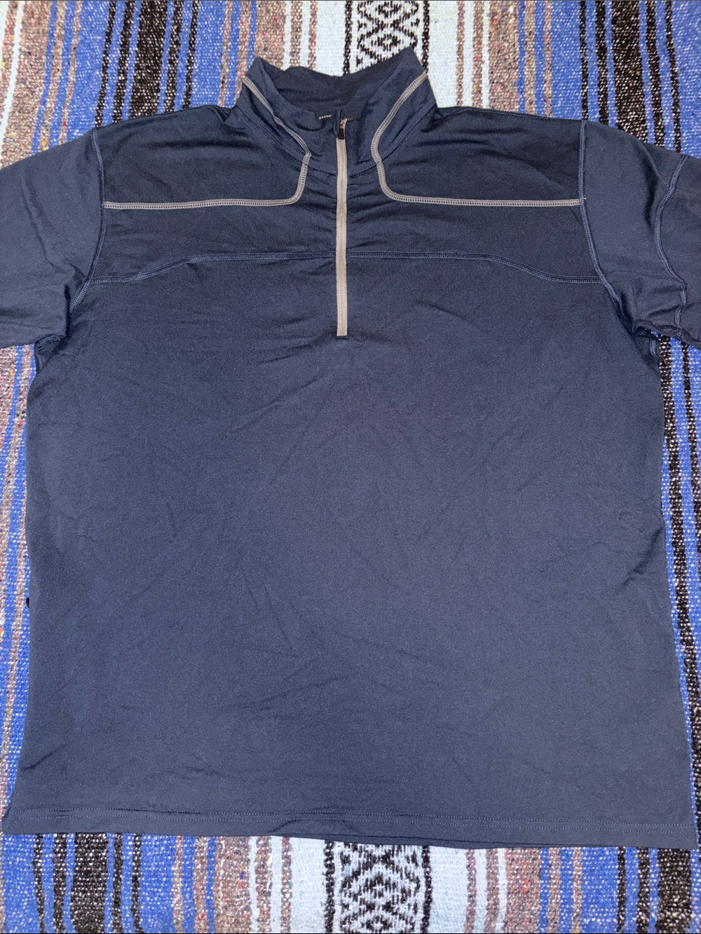 Mountain Hardwear Lightweight Quarter Zip Pullover